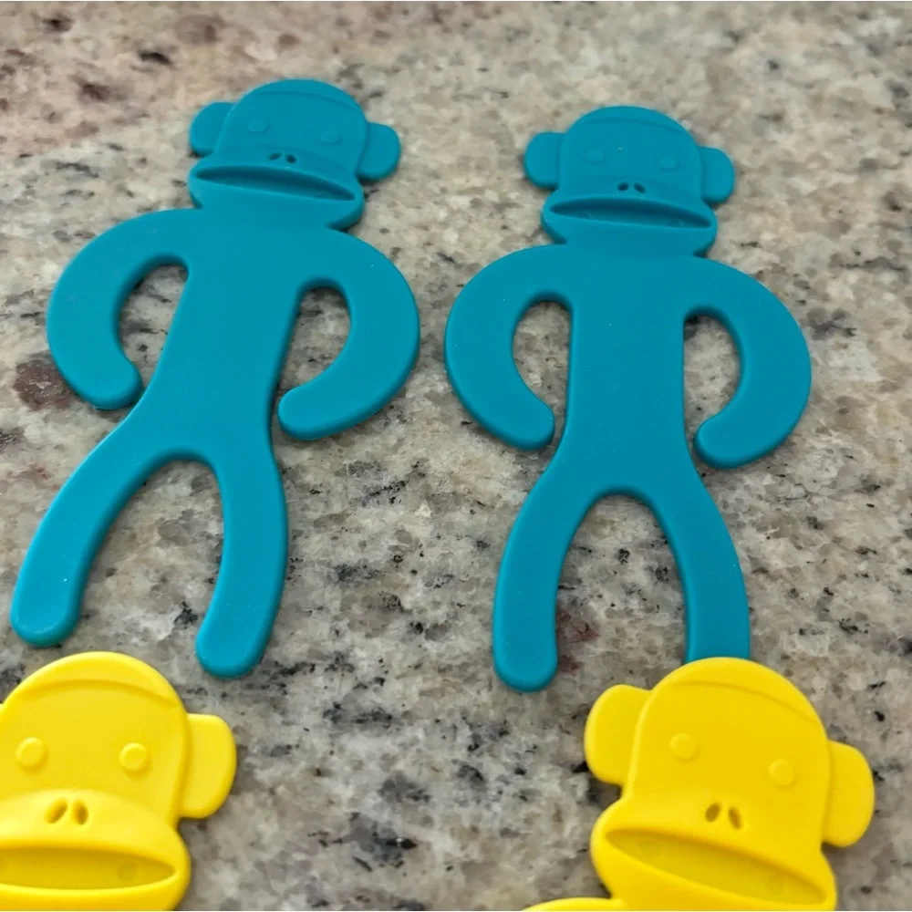 Kikkerland Sock Monkeys Set of 12 Sock Clips